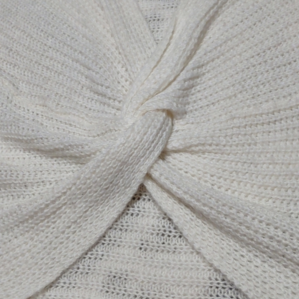 Divided Sweater - Picture 7 of 7